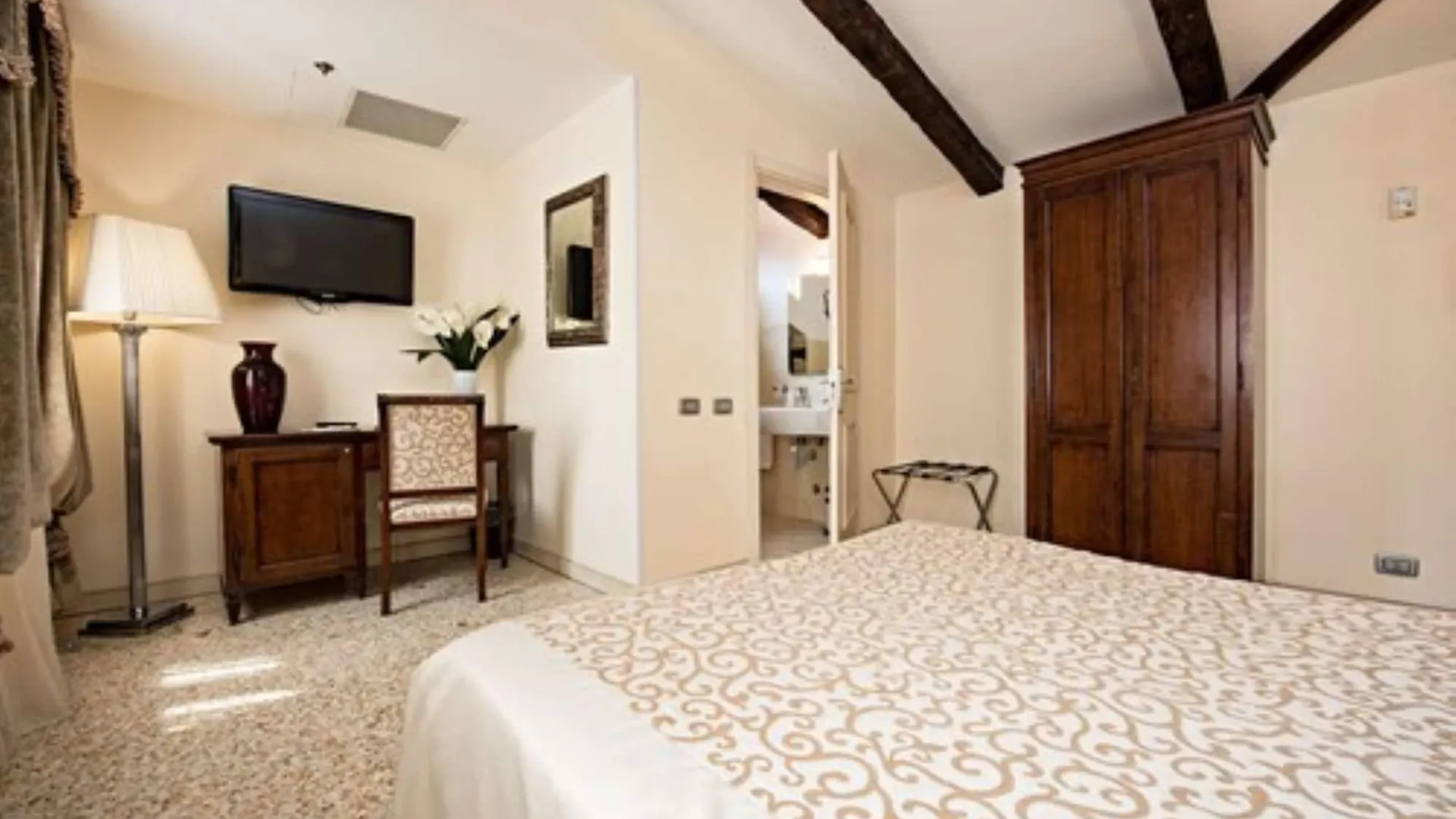 Hotel Dell'Opera Venice