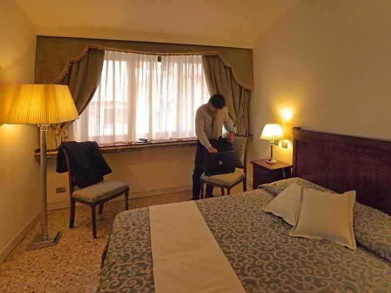 ***  Hotel Dell'Opera Venice Italy