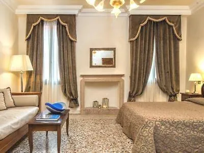 ***  Hotel Dell'Opera Venice Italy